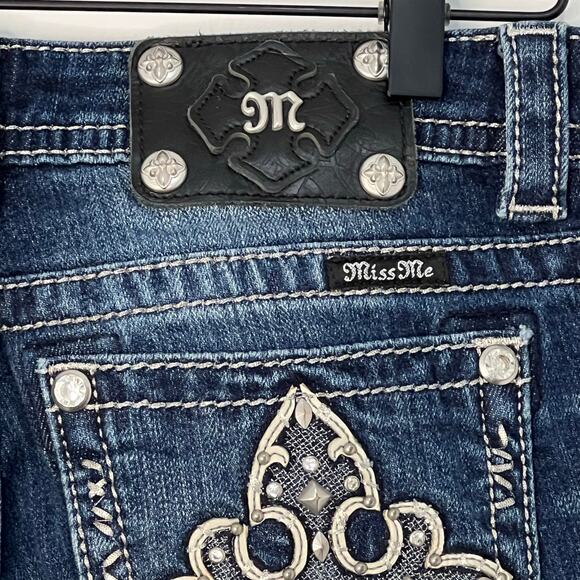 Miss Me Capri Cropped Embroidered Studded Wide Leg Denim Jean Blue Stretch Sz 28 - Picture 3 of 16